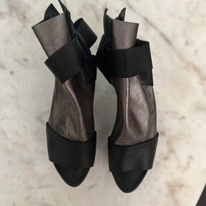 New without tags trippen booties . Perfect condition. Black /platinum metallic